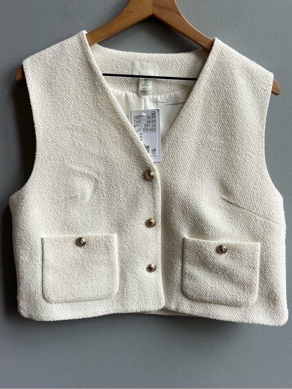 H&M NWT Cream Bouclé Button Front Vest Size Medium Pockets Gold Buttons - Picture 2 of 11